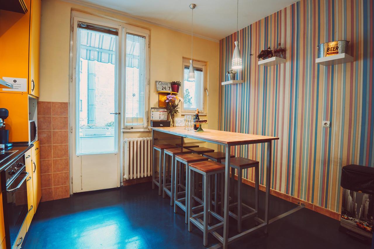 Hostel Beogradjanka Exteriör bild