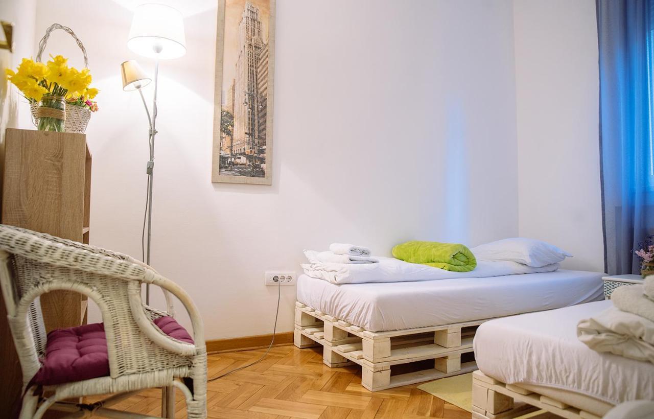 Hostel Beogradjanka Exteriör bild
